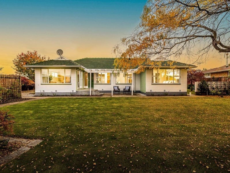 24C Sarabande Avenue, Redwood, Christchurch - Carousel 1