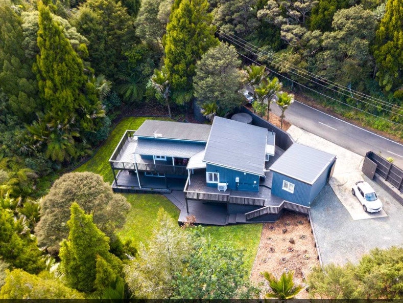 65 Opanuku Road, Henderson Valley, Auckland - Carousel 1
