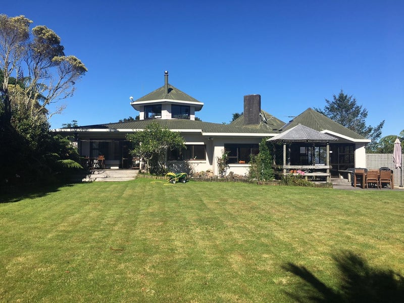 916 Ponga Road, Papakura - Carousel 1