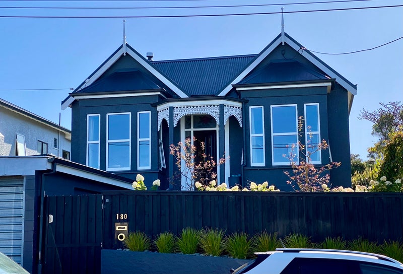 180 Gladstone Road, Dalmore, Dunedin - Carousel 1