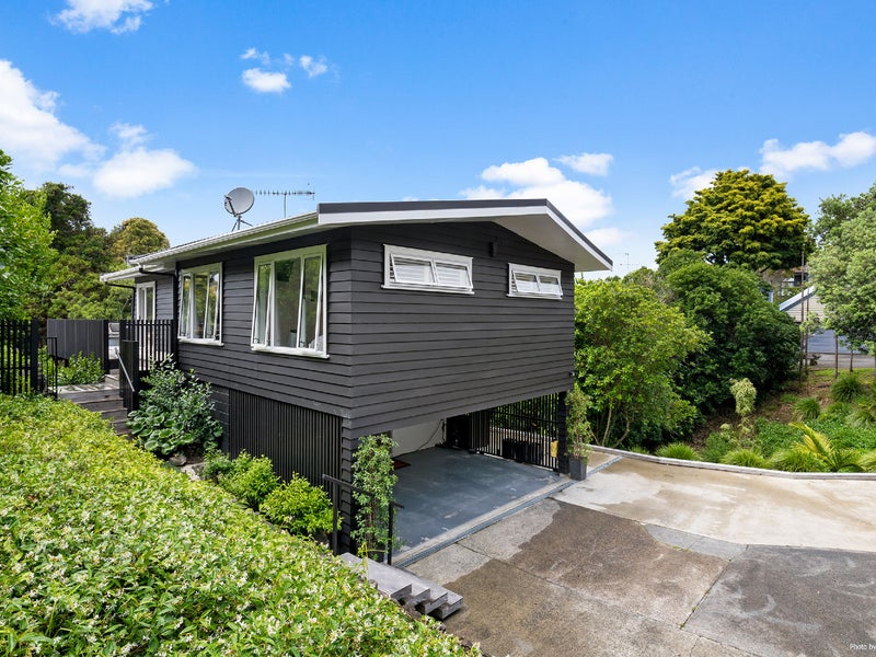 24 Alexander Street, Cockle Bay, Auckland - Carousel 1