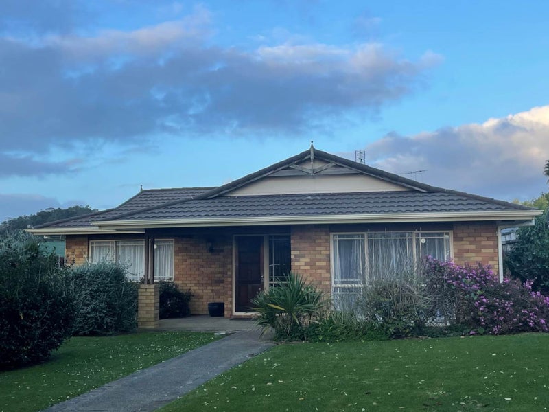 1 Darimouth Place, Albany, Auckland - Carousel 1