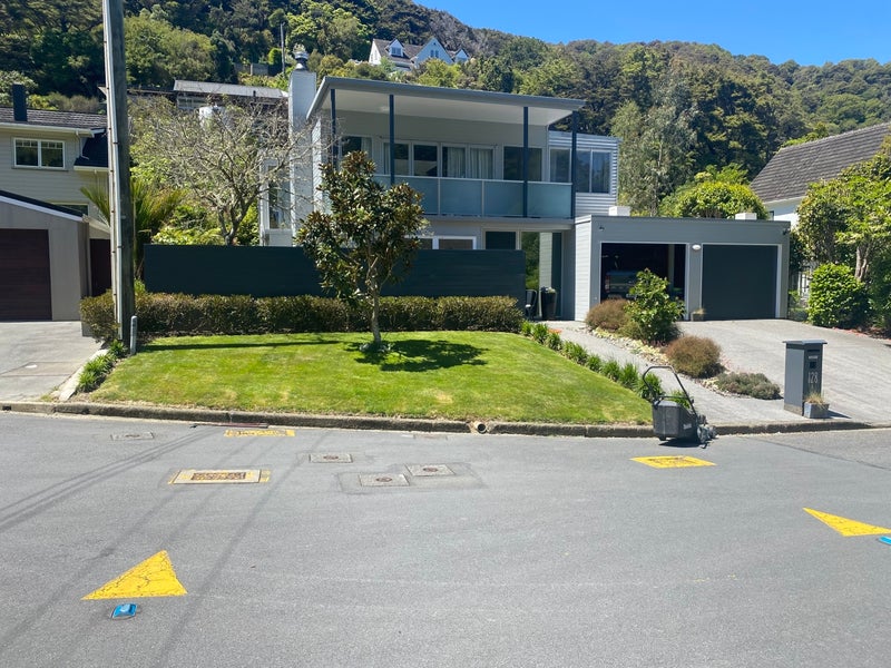 128 Cheviot Road, Lowry Bay, Lower Hutt - Carousel 1