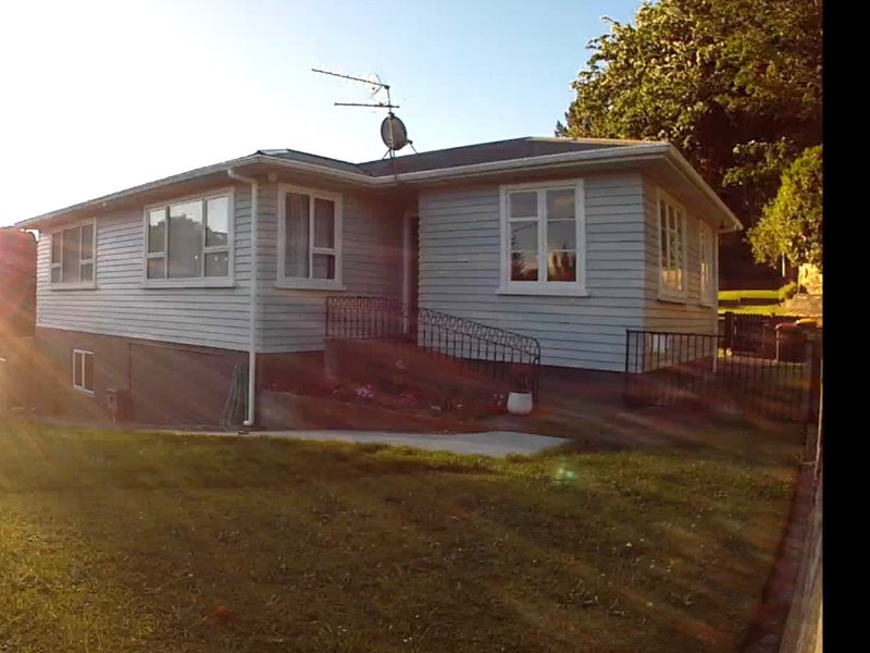 59A Seaview Road, Marfell, New Plymouth - Carousel 1