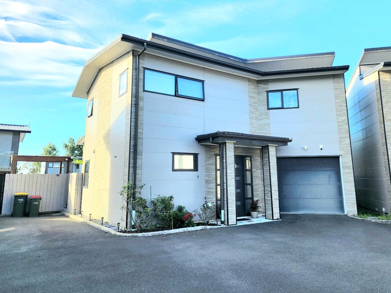 7/79 Ranfurly Road, Alfriston, Auckland - Carousel 1