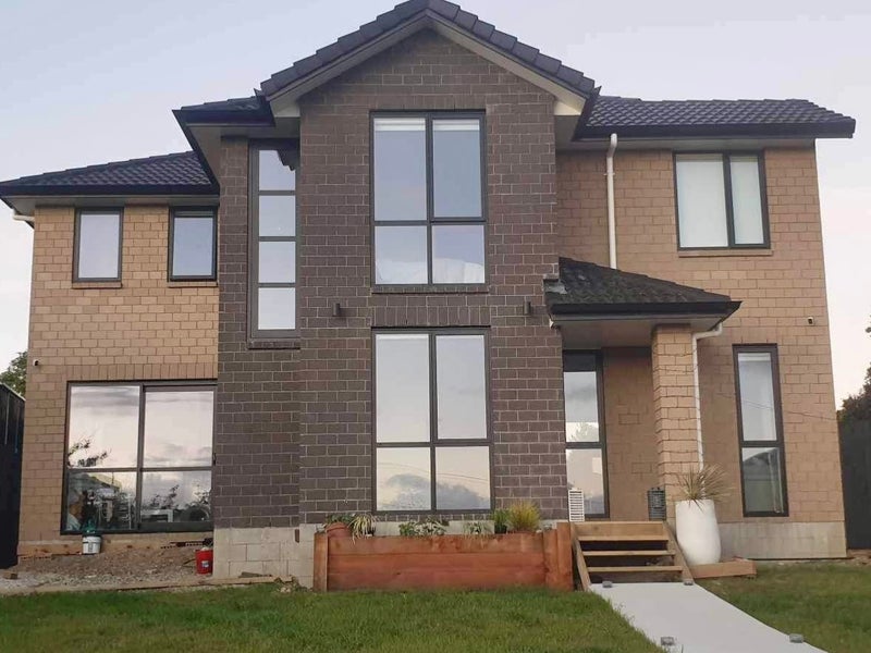 72 SHAKESPEAR RD, Army Bay, Whangaparaoa - Carousel 1