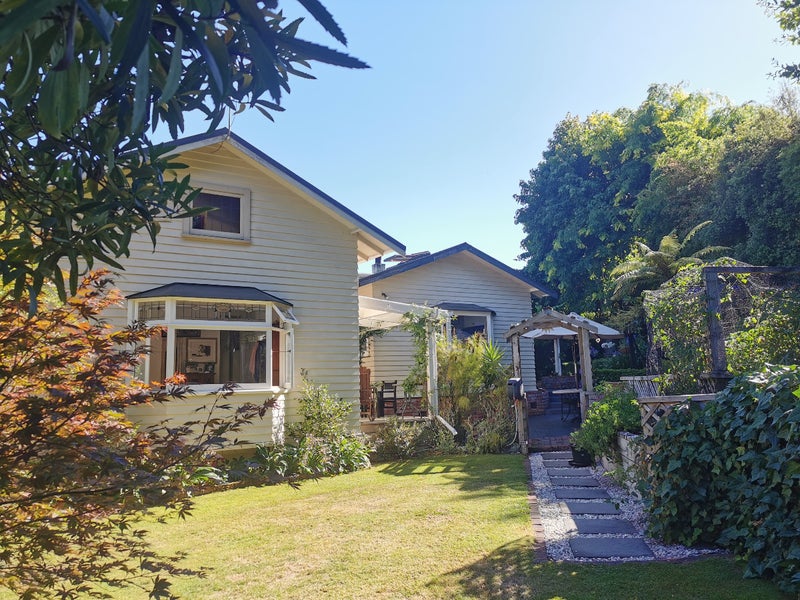 228 Nile Street East, Maitai, Nelson - Carousel 1