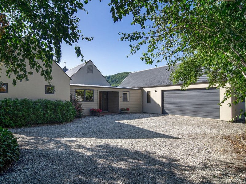 10 Shanahan Lane, Arrowtown, Arrowtown - Carousel 1