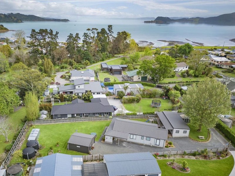 15C Ferndale Drive, Papakura - Carousel 1