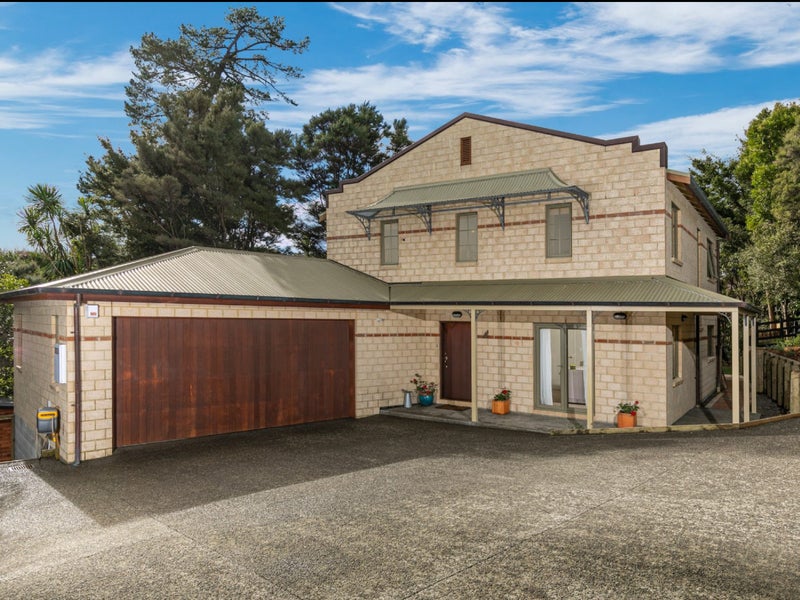 12C Kimberly Grove, Greenhithe, Auckland - Carousel 1