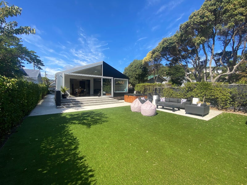 56 Hector Street, Seatoun, Wellington - Carousel 1