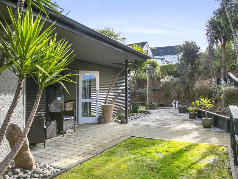 61 Lawrence Street, Mornington, Dunedin - Carousel 1