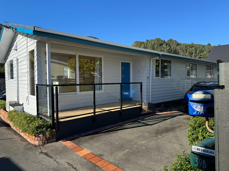 4/43 PUKATEA STreet, MURITAI, EASTBOURNE - Carousel 1
