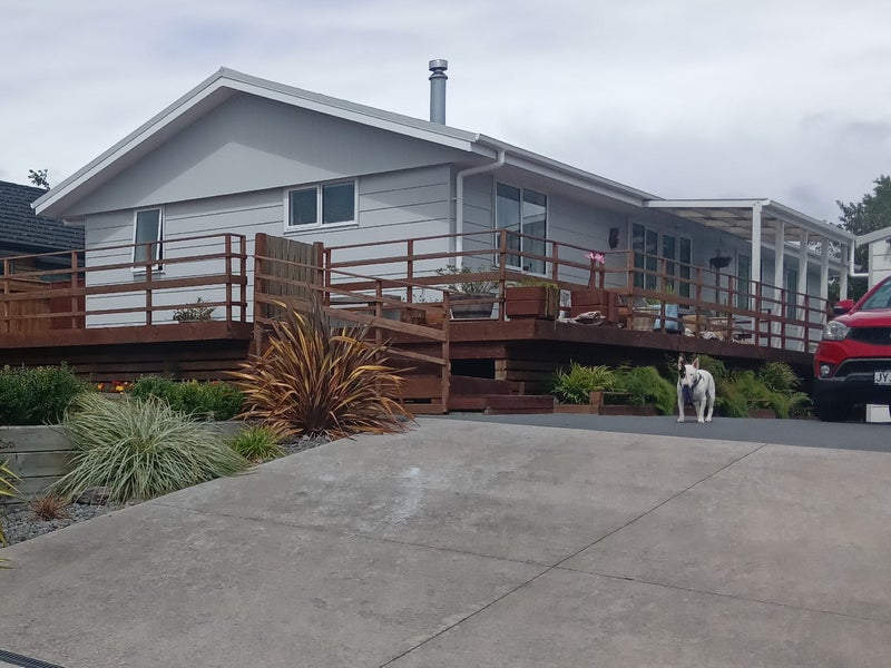 13 Brompton Close, Richmond Heights, Taupō - Carousel 1