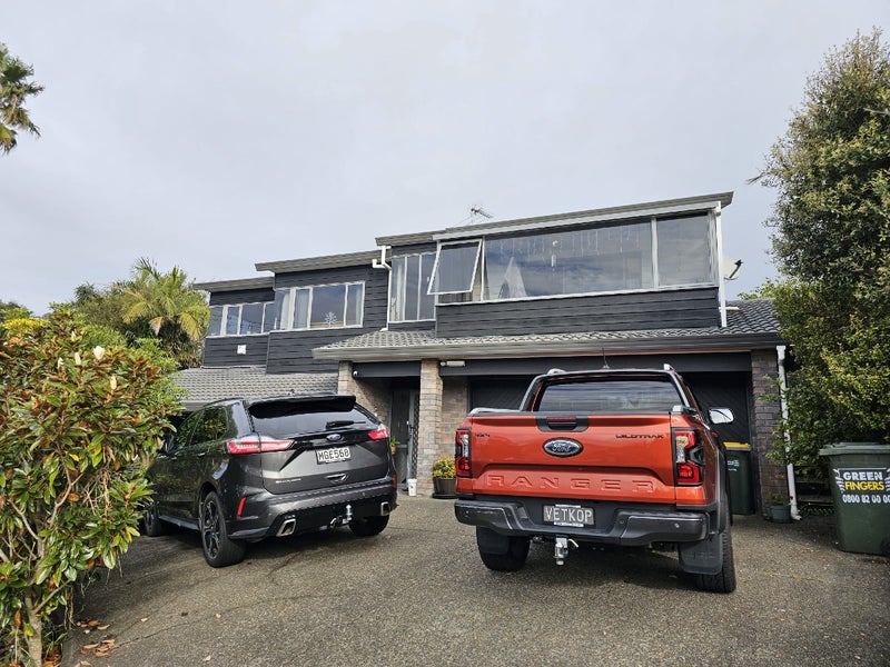 2/24 Mizpah Road, Torbay, Auckland - Carousel 1