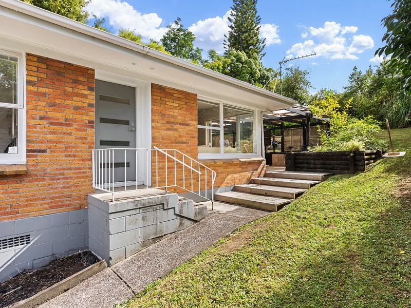 2/30 Diana Drive, Glenfield, Auckland - Carousel 1