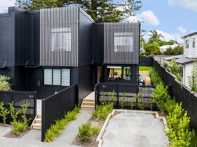 18C Walker Road, Point Chevalier, Auckland - Carousel 1