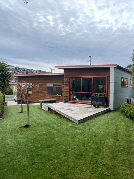 9 Afton Terrace, North East Valley, Dunedin - Carousel 1