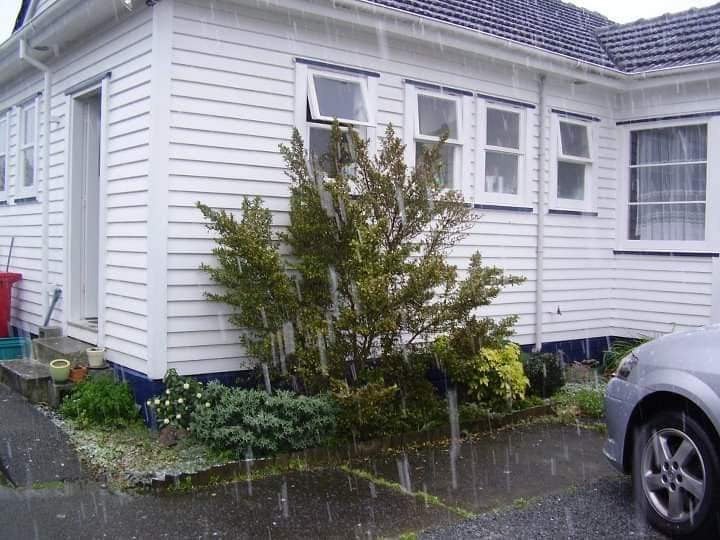 5 Pringle Street, Taita, Lower Hutt - Carousel 1