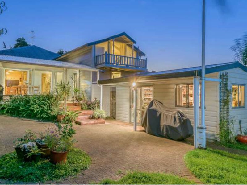 4 Lake Road, Devonport, Auckland - Carousel 1