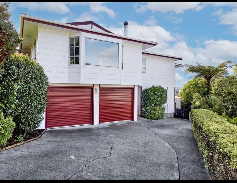 4 Mclintock Street, Johnsonville, Wellington - Carousel 1