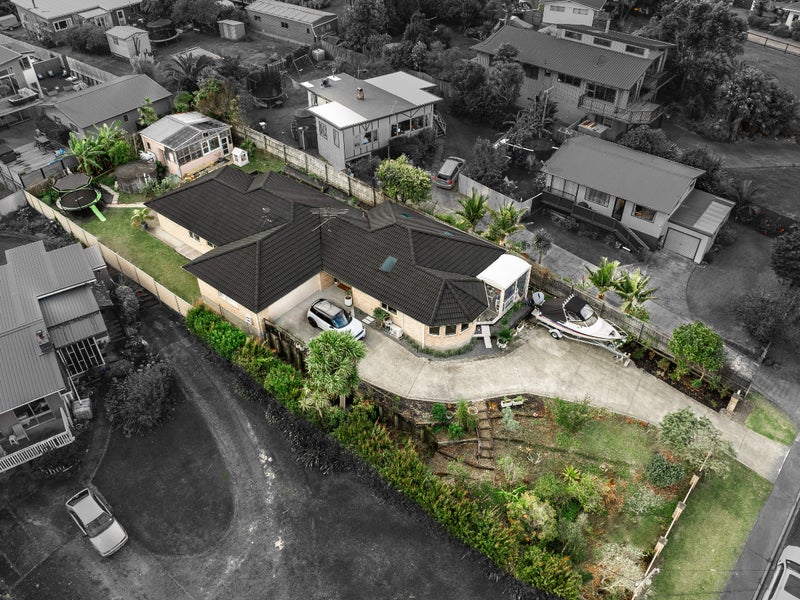 10 East Avenue, Manly, Whangaparaoa - Carousel 1