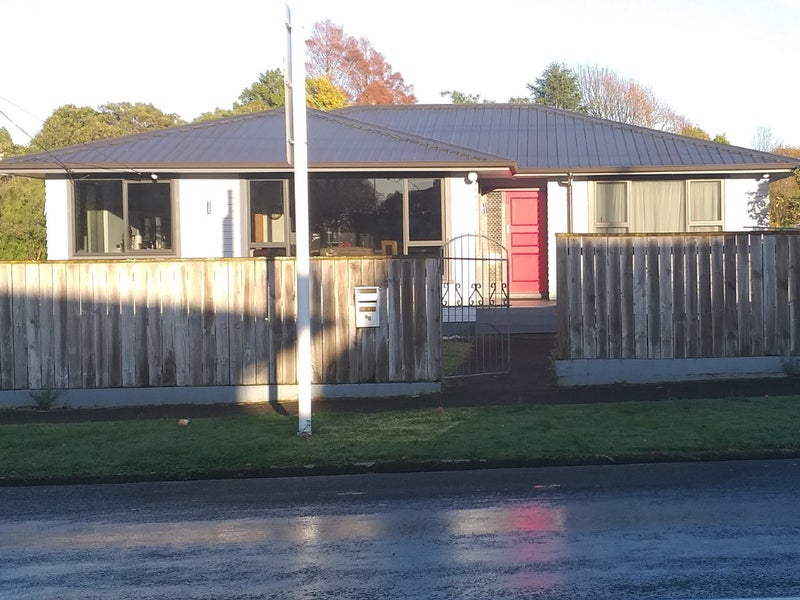 96 Brooklands Road, Brooklands, New Plymouth - Carousel 1
