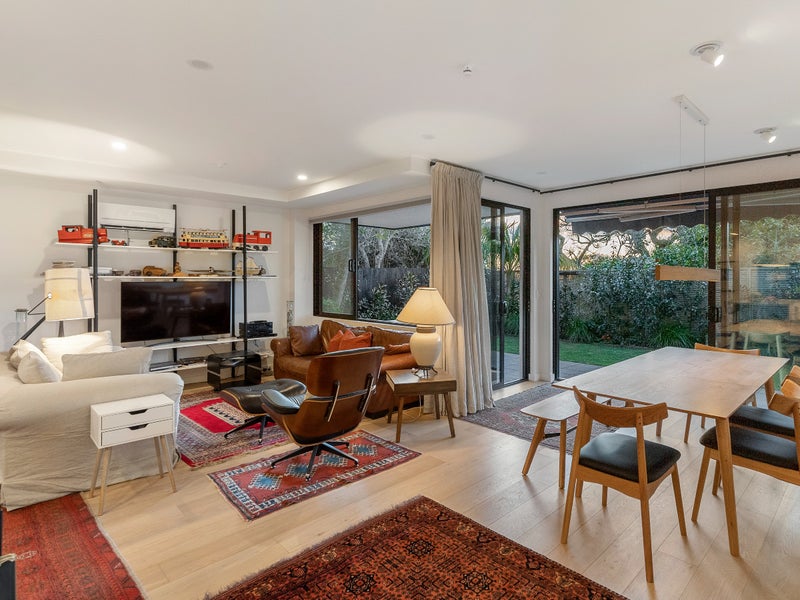 1/35 Surrey Crescent, Grey Lynn, Auckland - Carousel 1