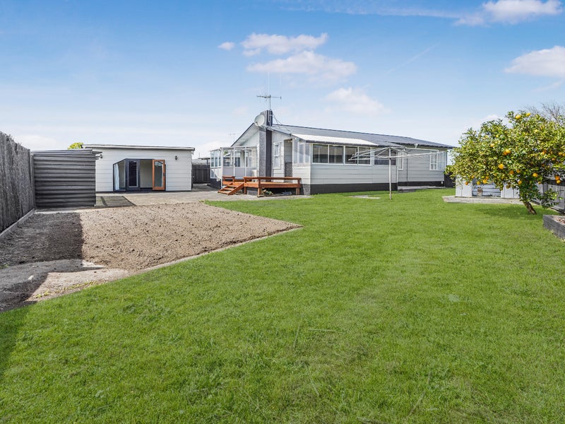 9 Bremridge Place, Melville, Hamilton - Carousel 1