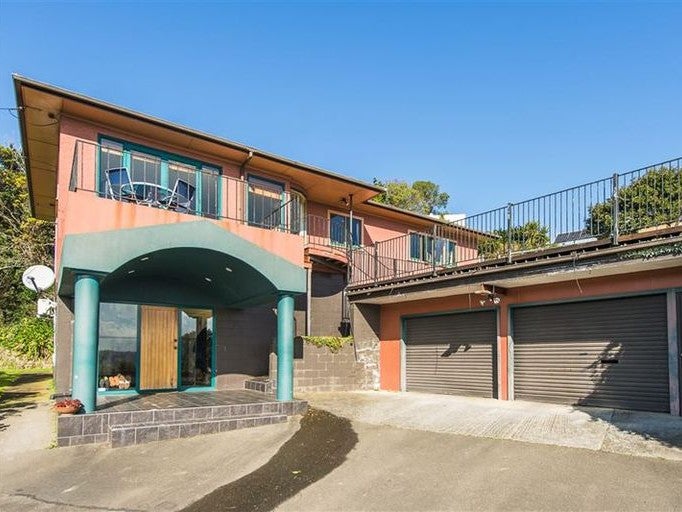 18 Rees Street, Durie Hill, Whanganui - Carousel 1
