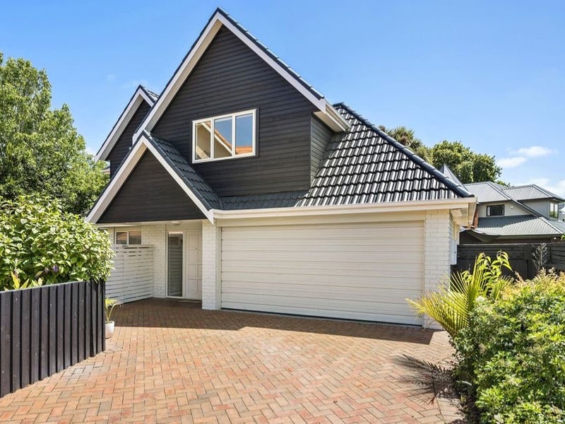 2/10 MILITARY ROAD, BOULCOTT, LOWER HUTT - Carousel 1