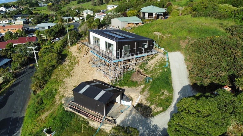 23 Queen Street, Brighton, Dunedin - Carousel 1