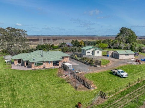 795 Island Block Road, Island Block - Carousel 1