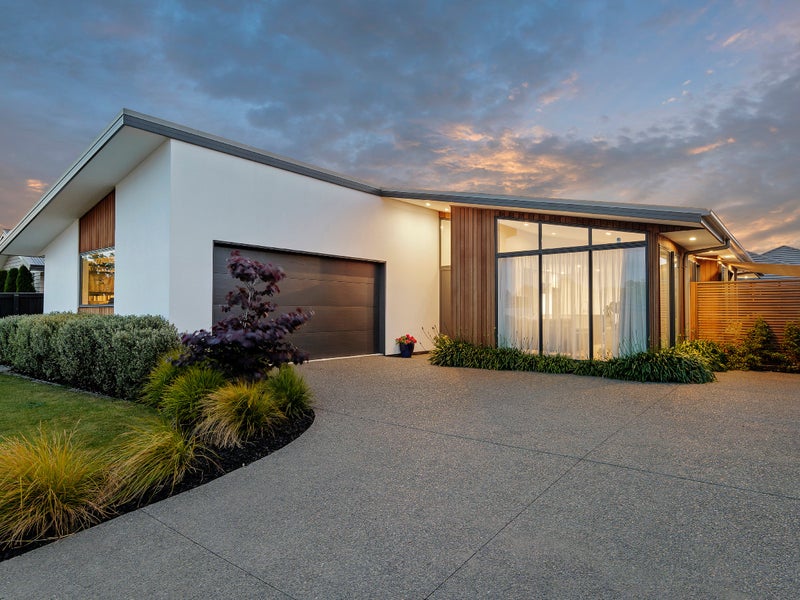 199 Cavendish Road, Casebrook, Christchurch - Carousel 1