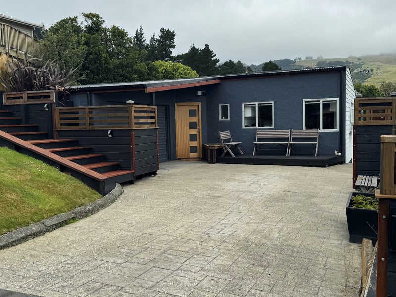 30 Gorman Street, Macandrew Bay, Dunedin - Carousel 1