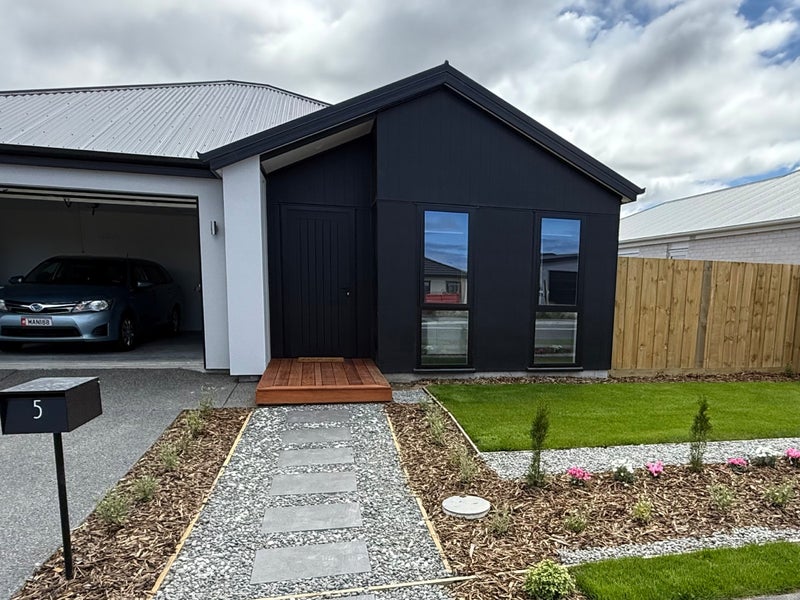 5 John Gibb Street, Belfast, Christchurch - Carousel 1