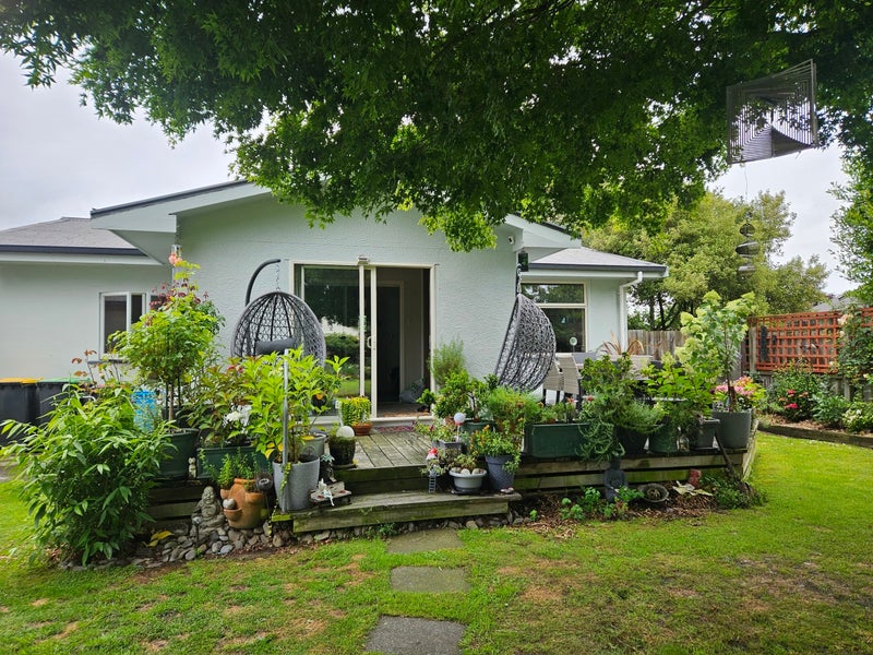 13 CAMPBELL ST - Carousel 1
