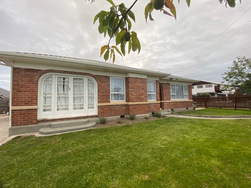2 Rudleigh Avenue, Upper Riccarton, Christchurch - Carousel 1