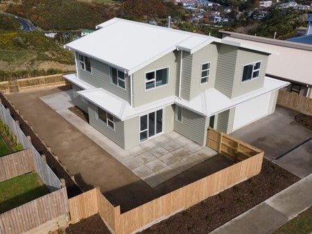 70 Farnworth Terrace, Glenside, Wellington - Carousel 1