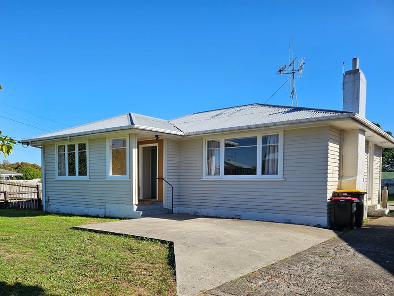 27 Watling Street, Gate Pa, Tauranga - Carousel 1