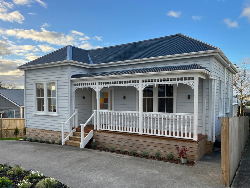 750A Whangaparaoa Road, Manly, Whangaparaoa - Carousel 1