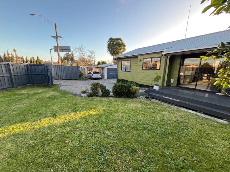 375 Cobham Drive, Hillcrest, Hamilton - Carousel 1