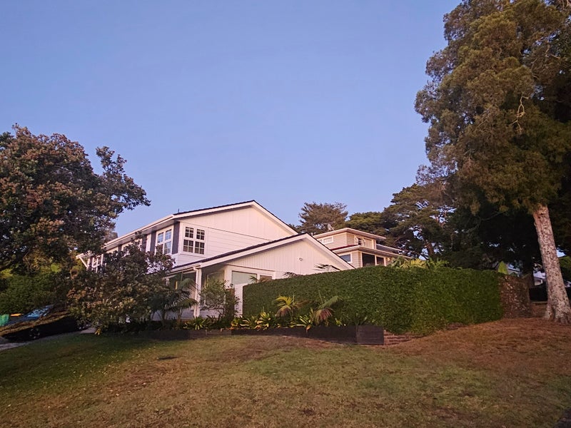 15 Northgrove Avenue, Hillcrest, Auckland - Carousel 1
