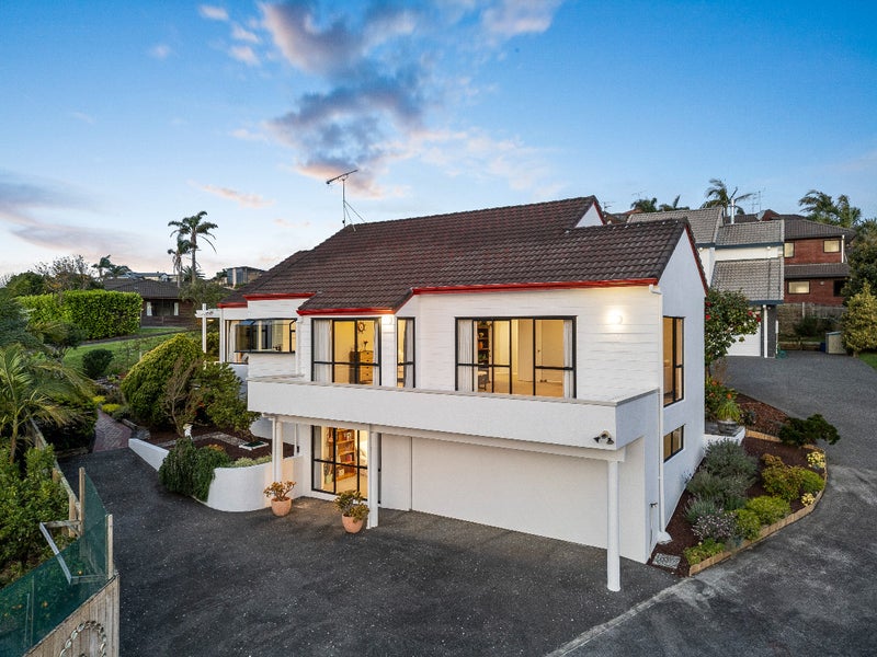 1/1039 Beach Road, Torbay, Auckland - Carousel 1