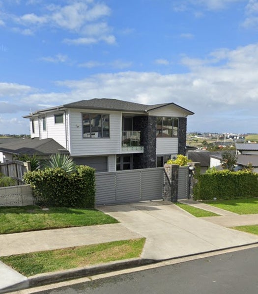 10 Golden Morning Drive, Albany Heights, Auckland - Carousel 1