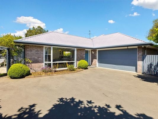 2/28 Canberra Place, Redwood, Christchurch - Carousel 1