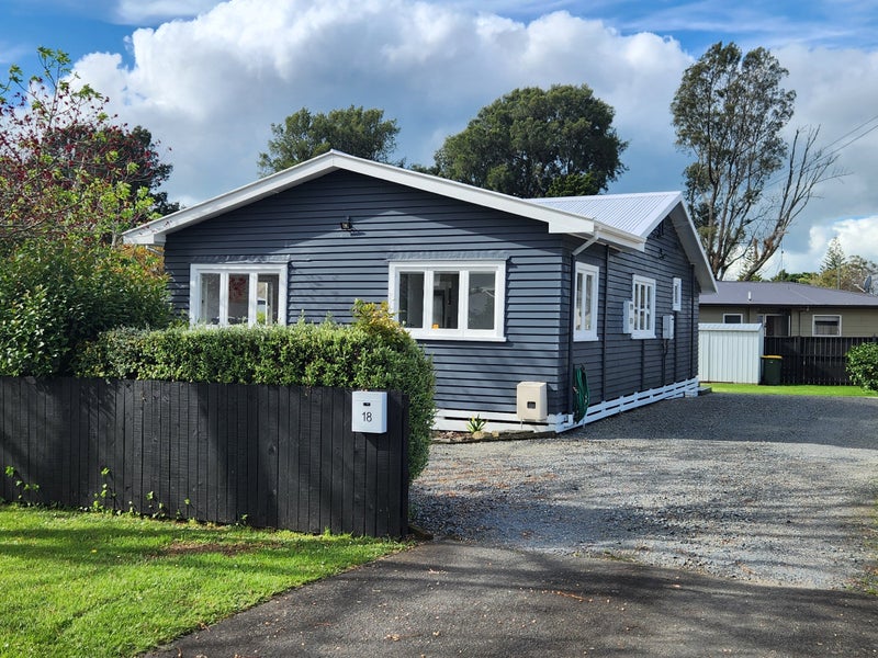 18A Walsh Street, Forest Lake, Hamilton - Carousel 1
