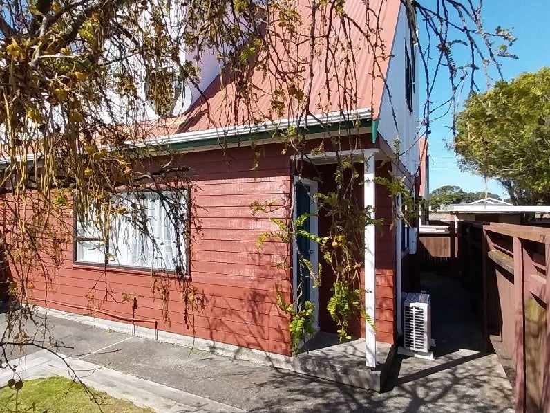 3/64 WAKEFIELD ST, Alicetown, Lower Hutt - Carousel 1