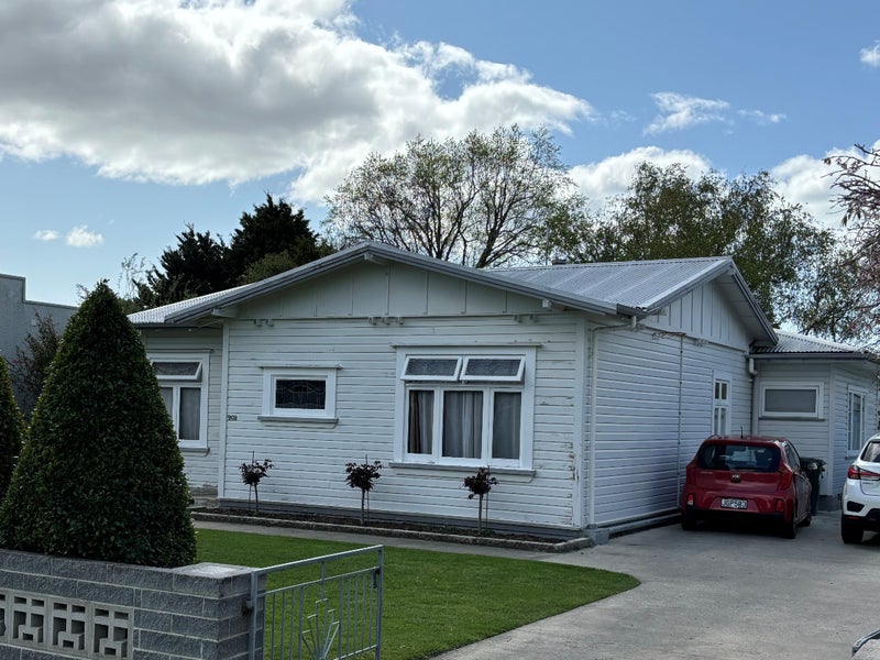 908 Queen Street East, Parkvale, Hastings - Carousel 1