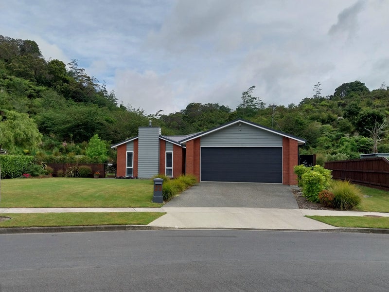 23 Brian Morgan Terrace, Wainuiomata, Lower Hutt - Carousel 1